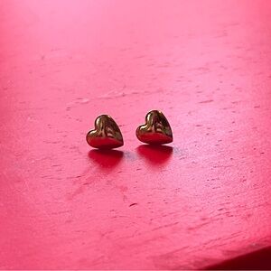 Gold heart earrings